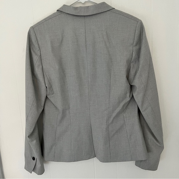 H&M Gray Blazer - Picture 5 of 5
